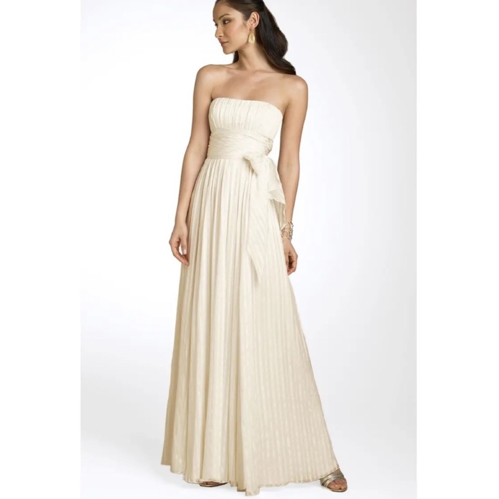 BCBG MaxAzria Off White Silk Strapless Gown